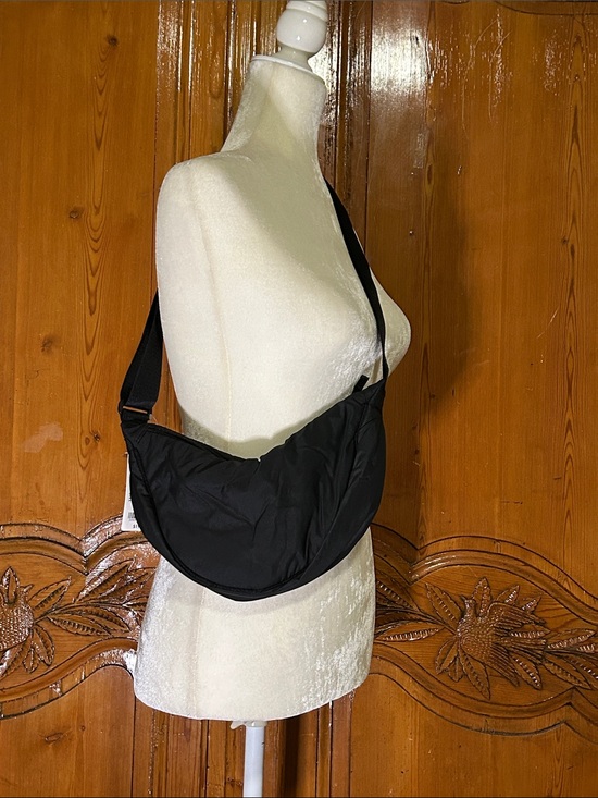 Handbags - NEW Black Sling Shoulder Bag
